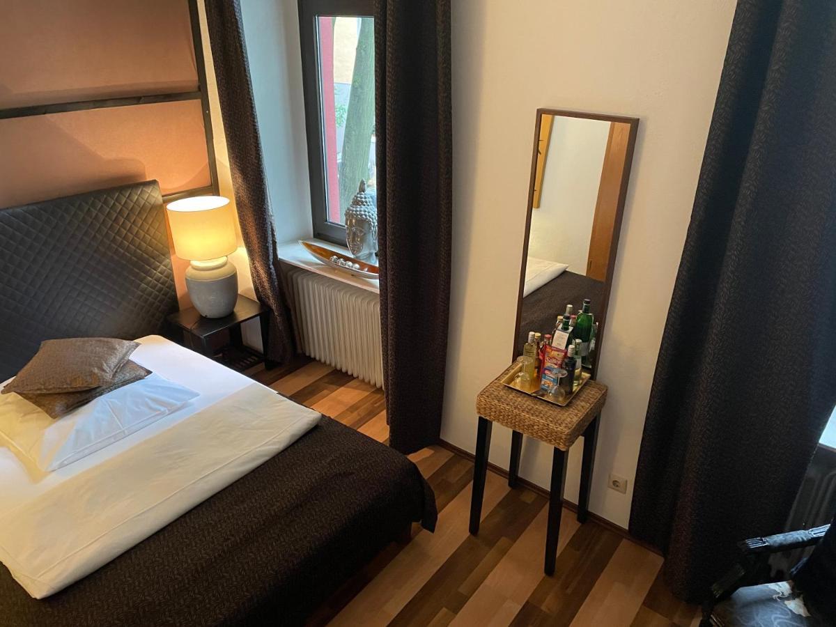 Hotel Am Volksgarten Düsseldorf Kültér fotó